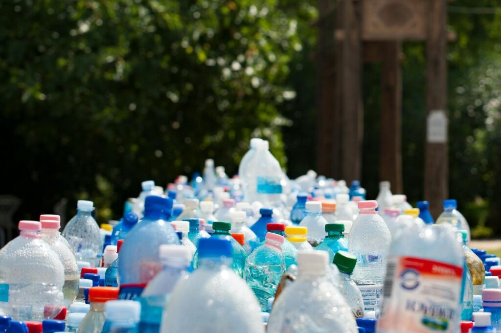 Recycling-Symbol als Beitrag zur Frage: was kann ich tun um die Umwelt zu schonen.